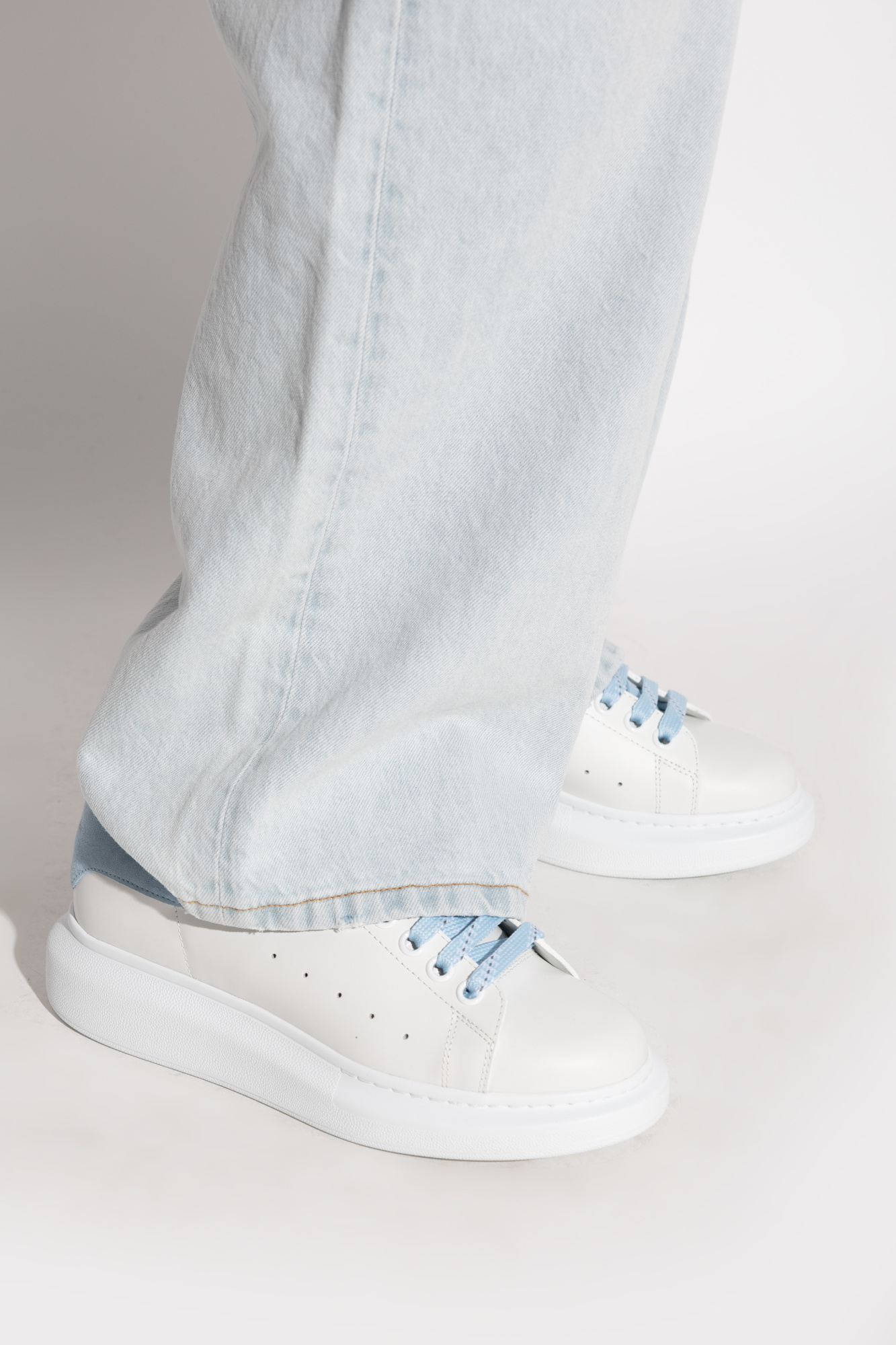 Alexander McQueen Sports shoes with logo | Women's Shoes